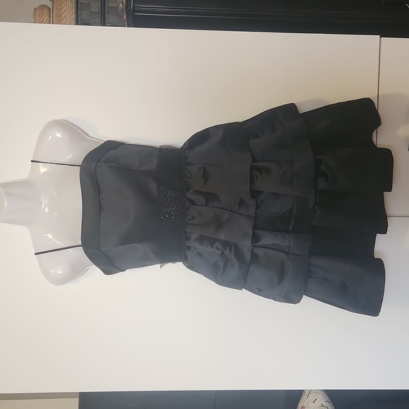 BCBG COCKTAIL DRESS - Picture 1 of 6